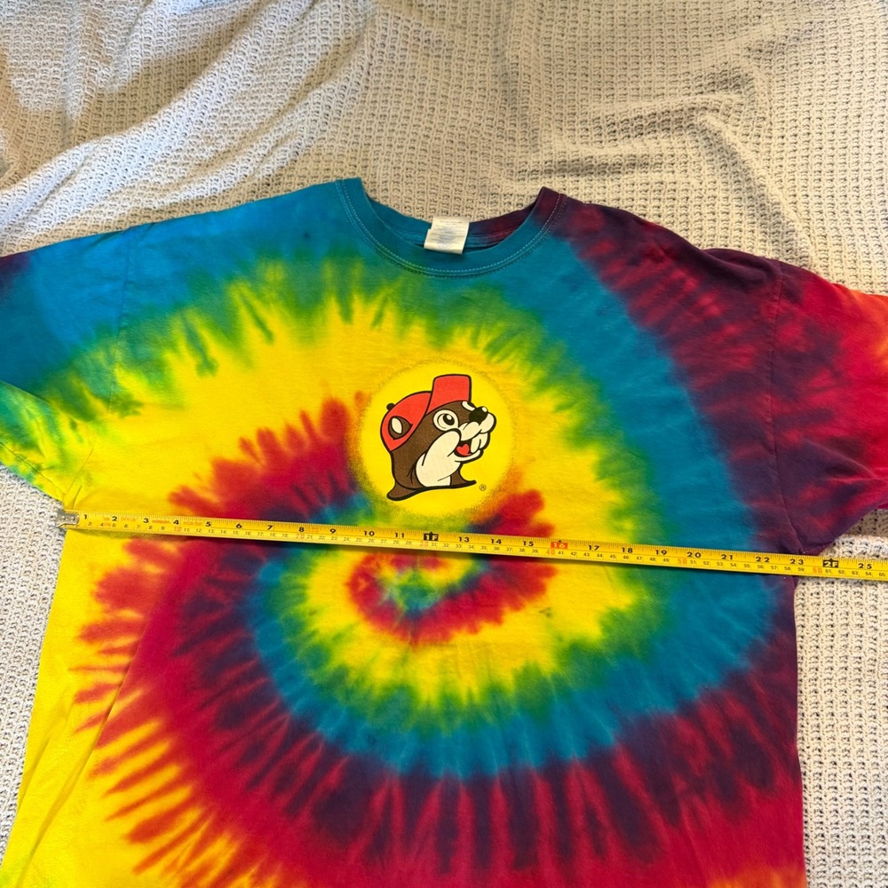Buc-ee's Rainbow Tie Dye T-Shirt XL Peace Love and Beaver Nuggets Texas Tee - Picture 6 of 7